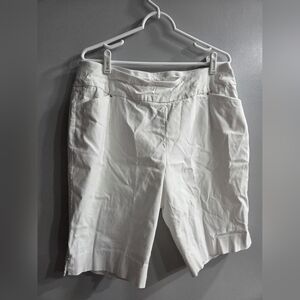 Cato Women's White Hi-Rise Shorts, 16W